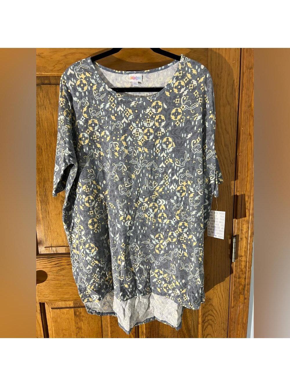 LuLaRoe Irma Tunic Top Shirt Fitted Sleeves High Low Loose Gray Yellow Large NWT